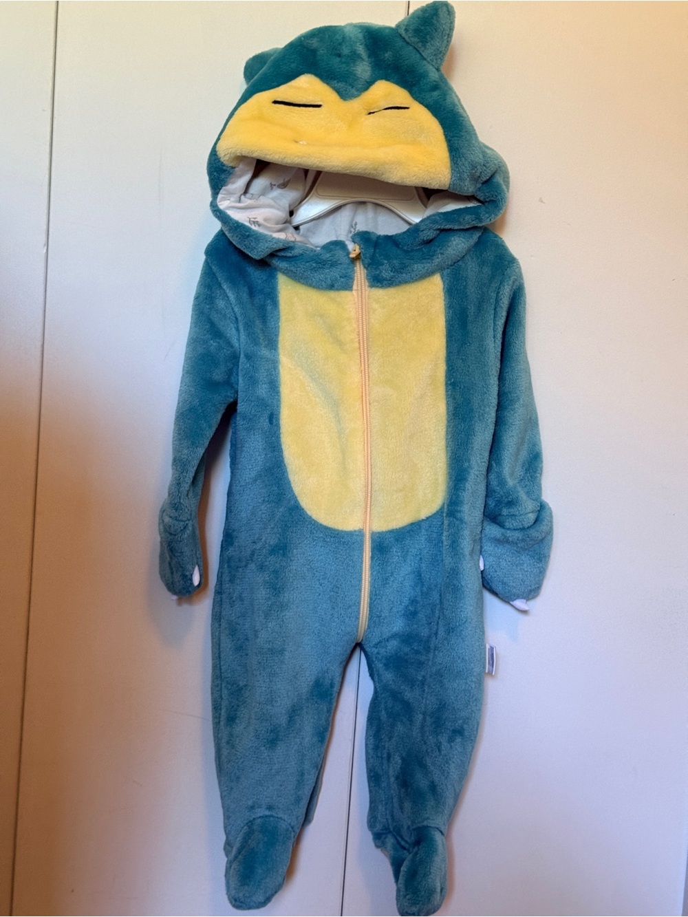 Pokemon Snorlax costume 1-4m LIKE NEW Halloween cosplay